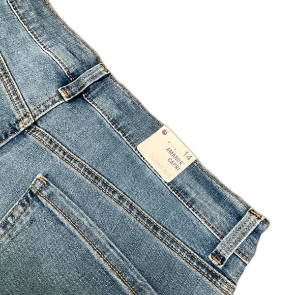 Gloria Vanderbilt Women's Capri Stretch Jeans Amanda Blue Size 14 NWT - Picture 7 of 10